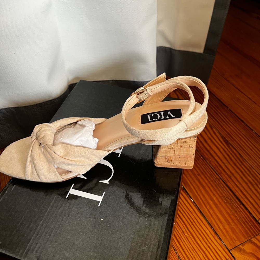 Vici Sandals